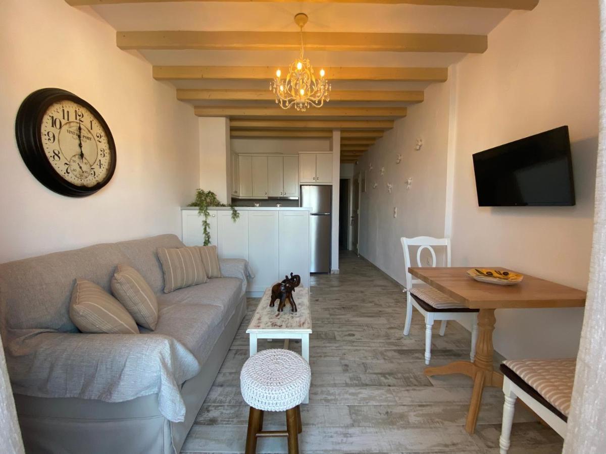 Petridi Maria Suites & Apartments Skala  Bagian luar foto